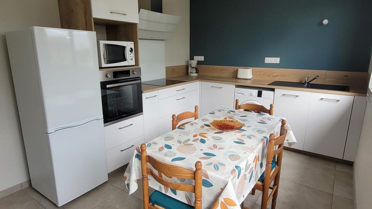 Photo of Kitchen in Saint-Etienne-en-Cogles
