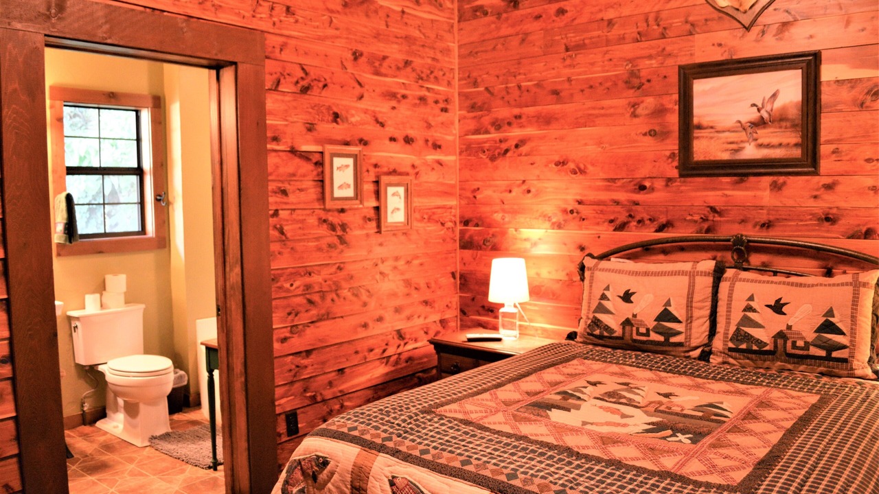 Photo of Bedroom in Flippin
