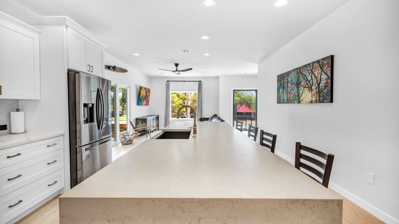 Photo of Kitchen in Point Venture