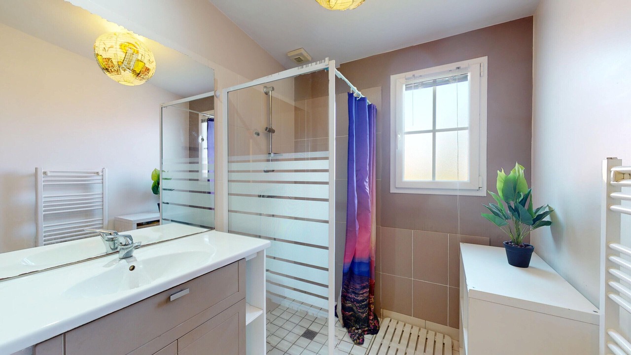 Photo of Bathroom in L'Aiguillon-sur-Vie