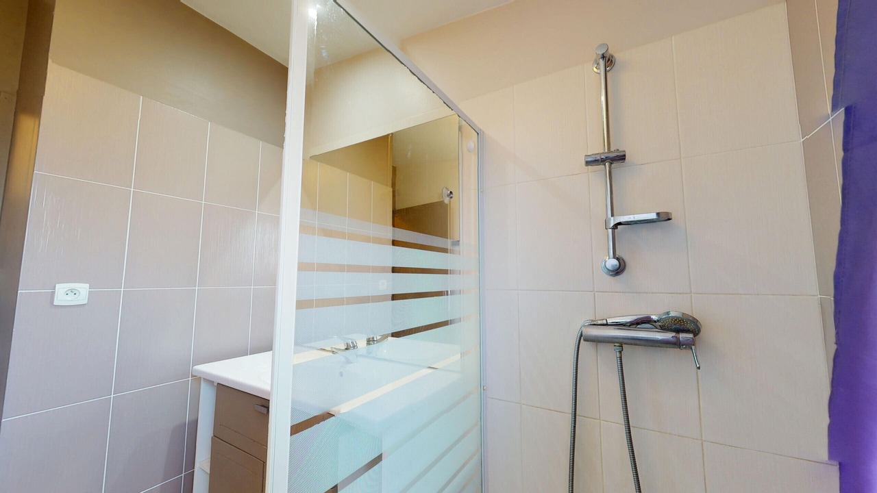 Photo of Bathroom in L'Aiguillon-sur-Vie