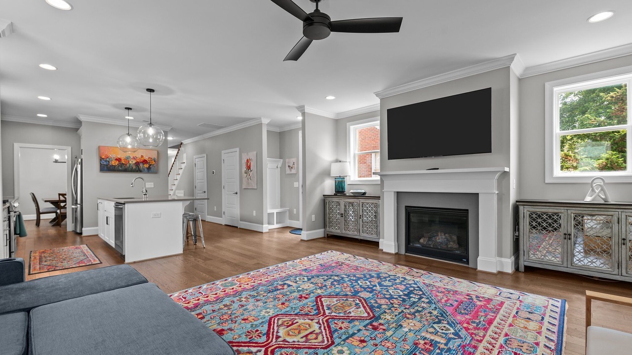 Photo of Livingroom in Southwest Raleigh
