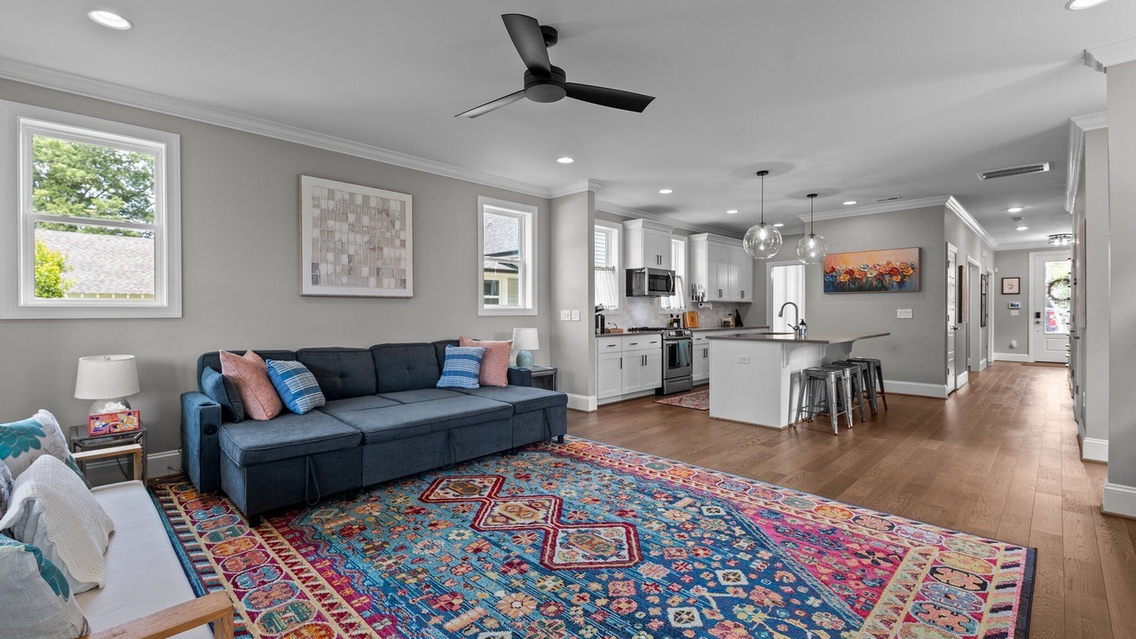 Photo of Livingroom in Southwest Raleigh