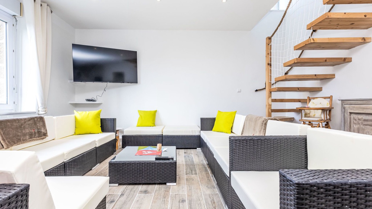 Photo of Livingroom in Saint-Meloir-des-Ondes
