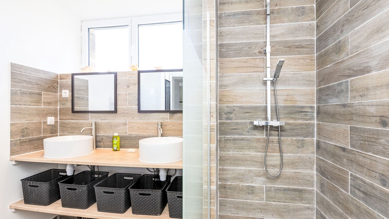 Photo of Bathroom in Saint-Meloir-des-Ondes