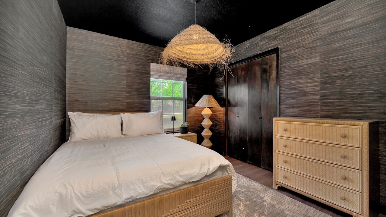 Photo of Bedroom in Roanoke