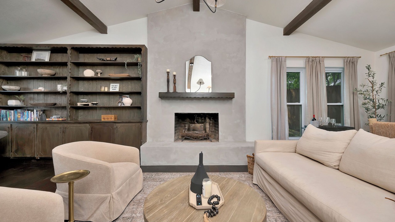 Photo of Livingroom in Roanoke