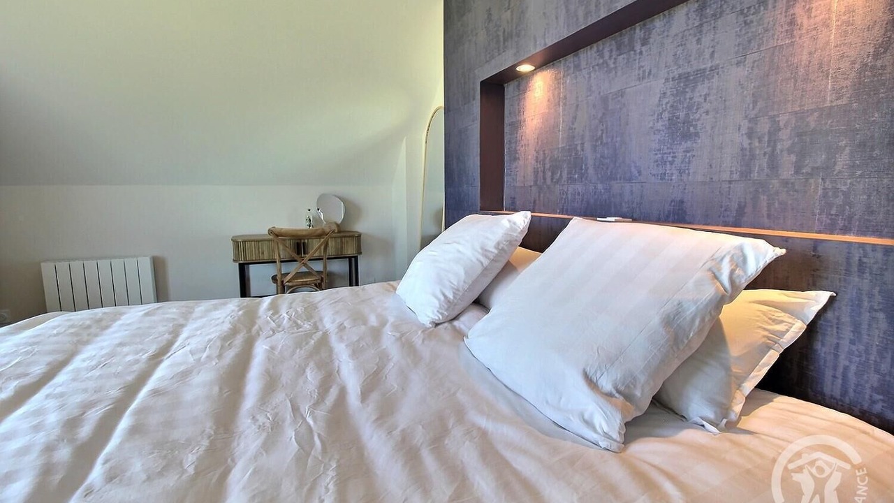 Photo of Bedroom in Tramain