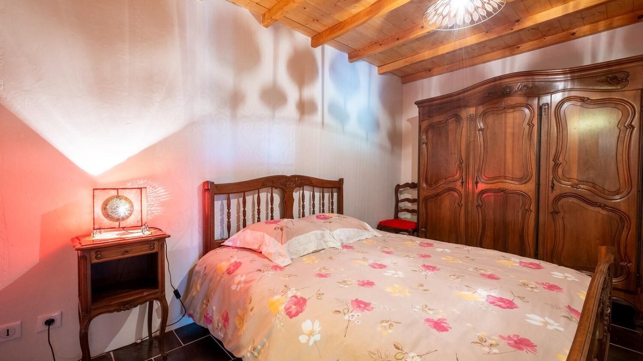 Photo of Bedroom in Villeneuve