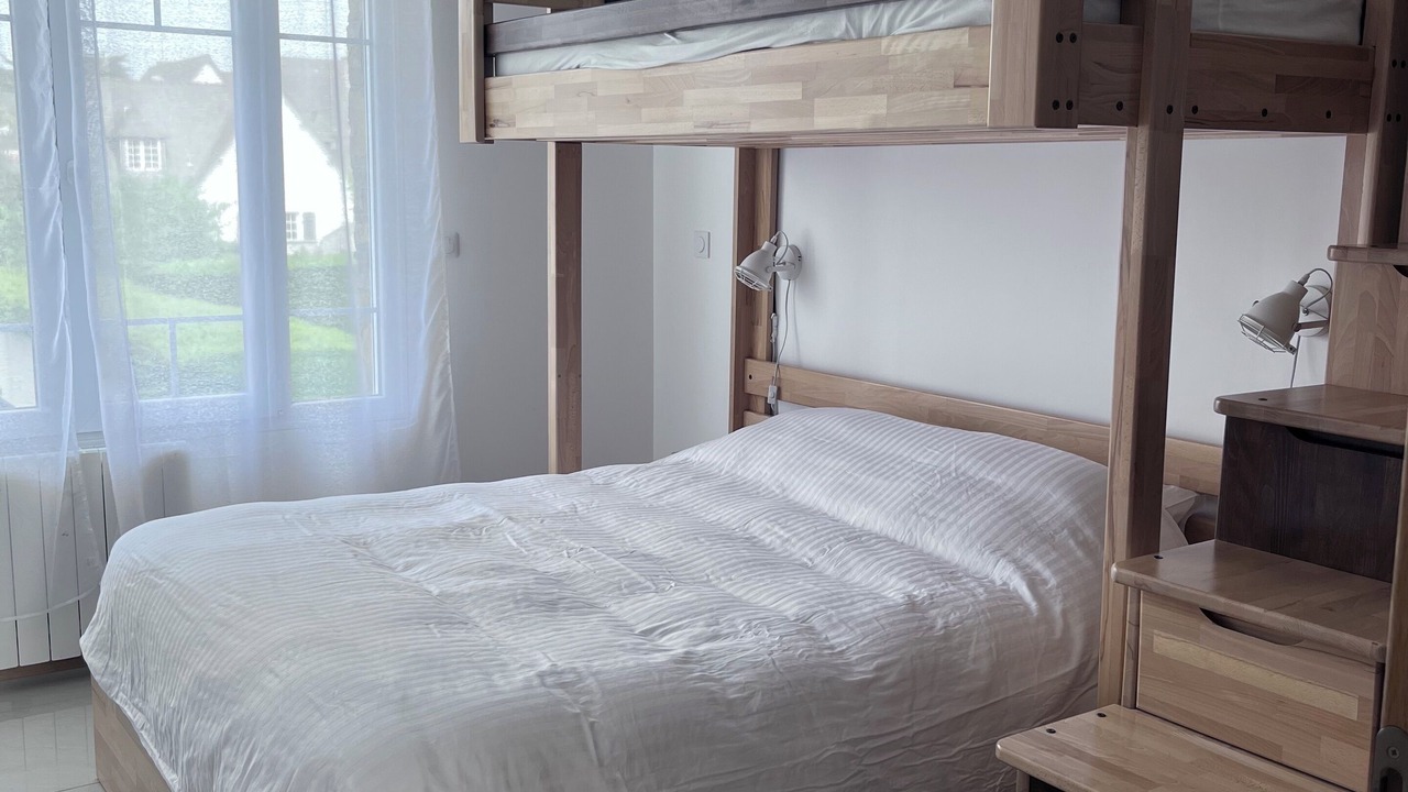Photo of Bedroom in Lancieux