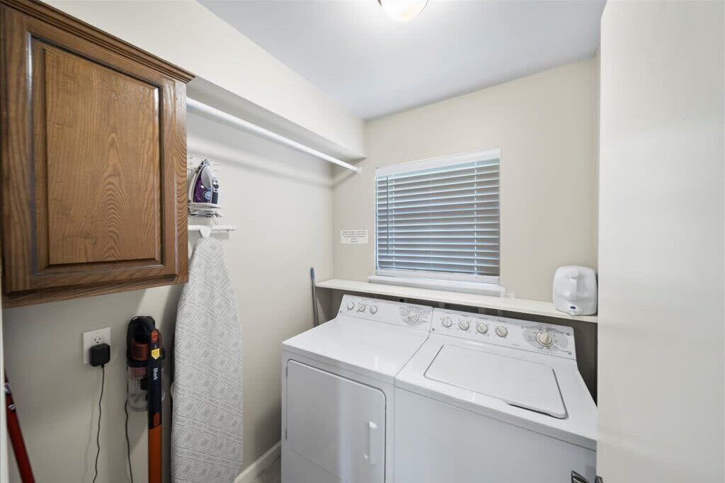 Photo of Others in Broken Arrow