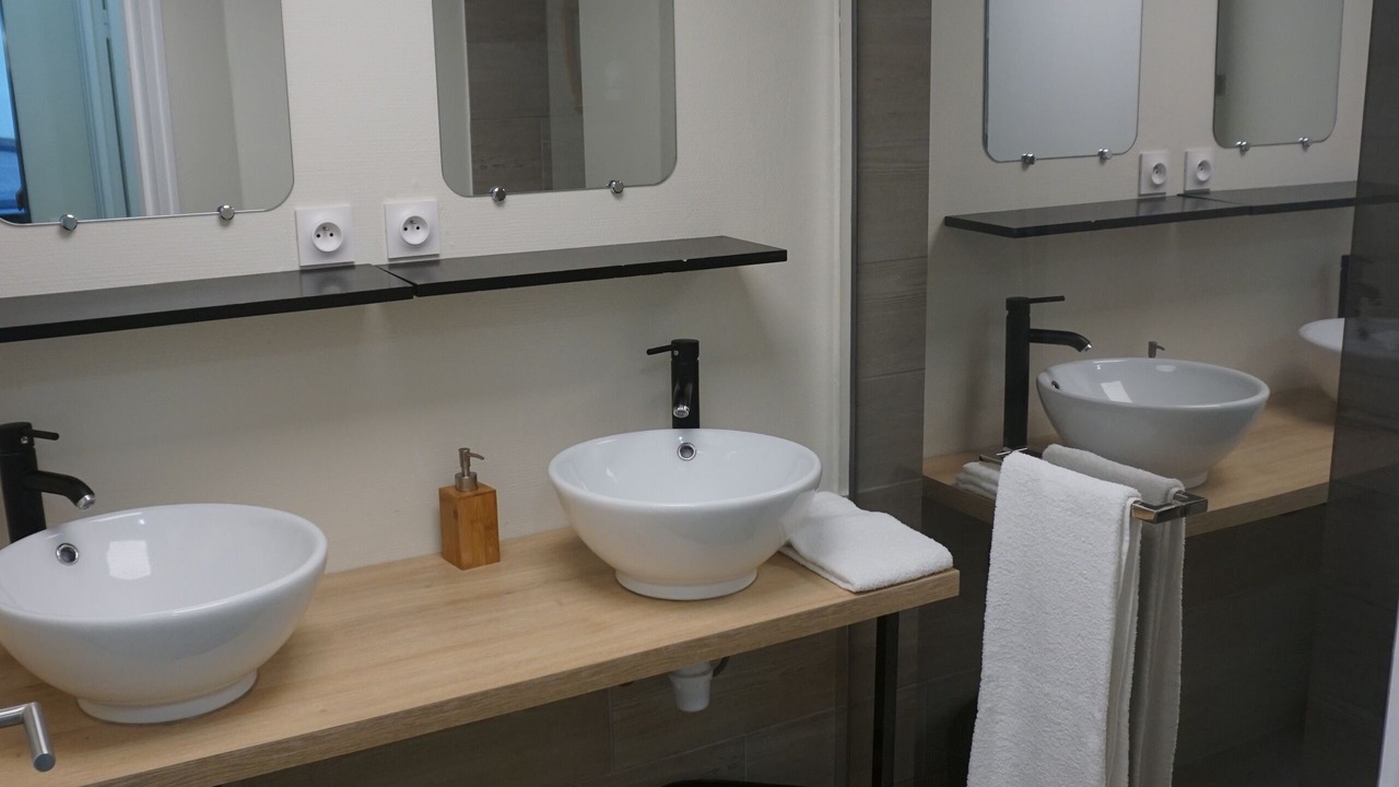 Photo of Bathroom in Laneuveville-derriere-Foug