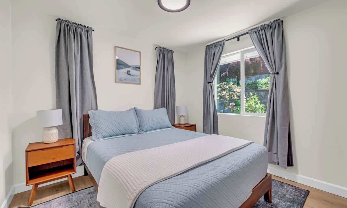 Photo of Bedroom in Three Lakes