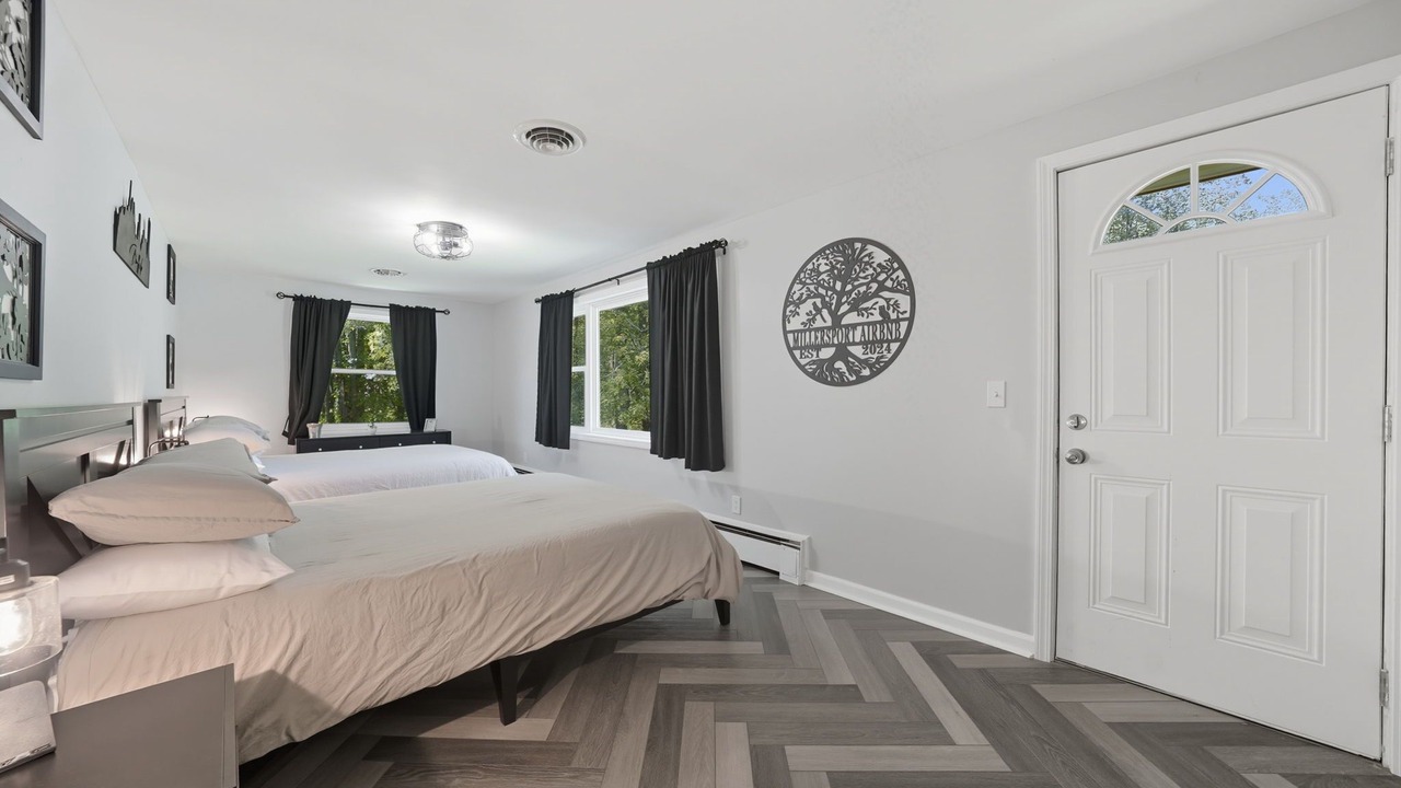 Photo of Bedroom in Crittenden