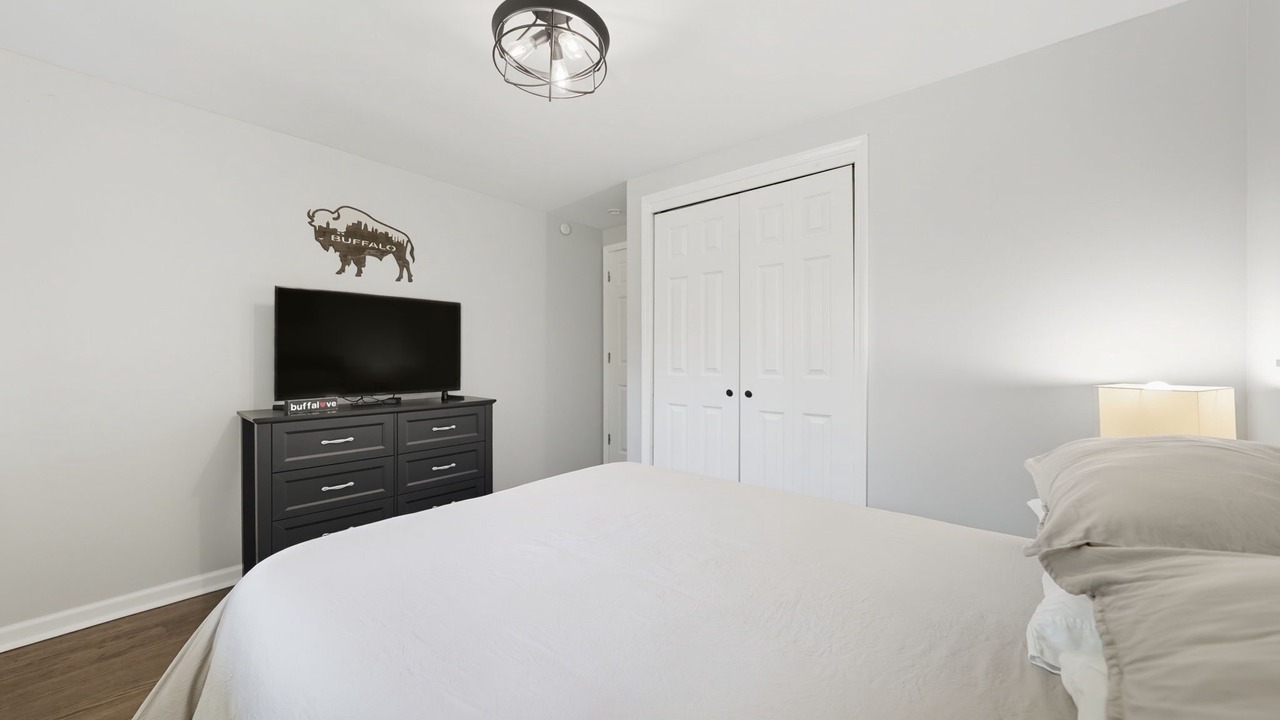 Photo of Bedroom in Crittenden