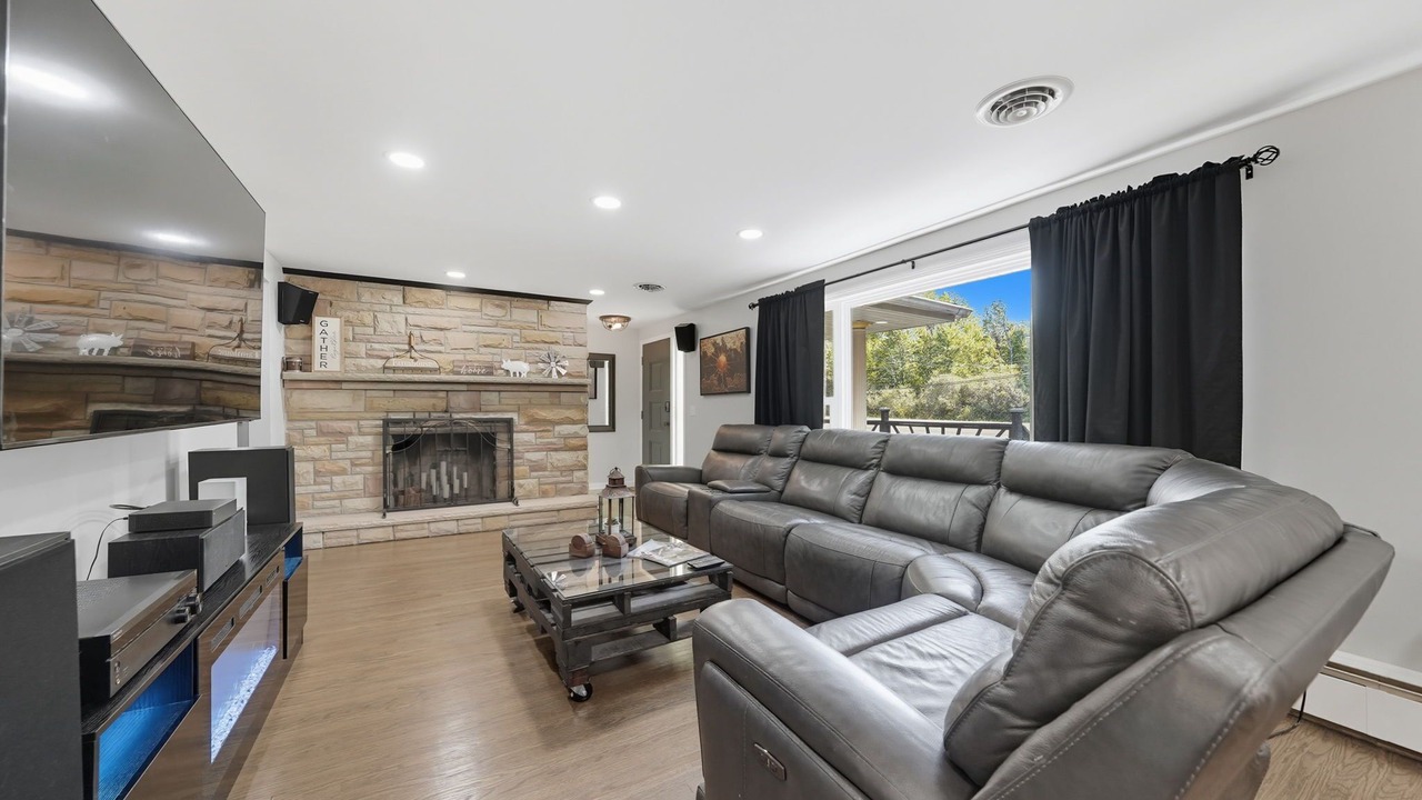 Photo of Others in Crittenden