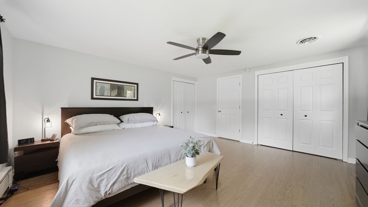 Photo of Bedroom in Crittenden