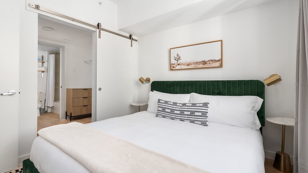 Photo of Bedroom in Addicks