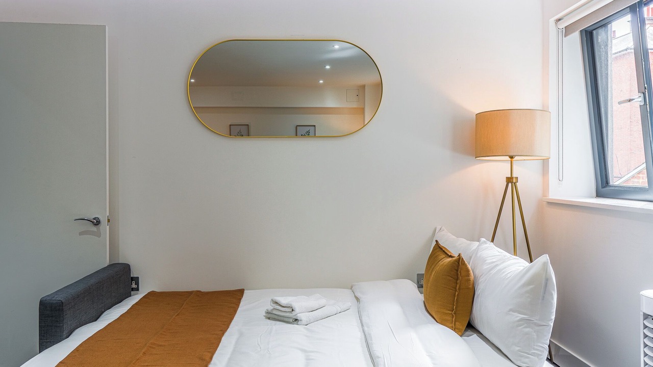 Photo of Bedroom in Fulham Broadway