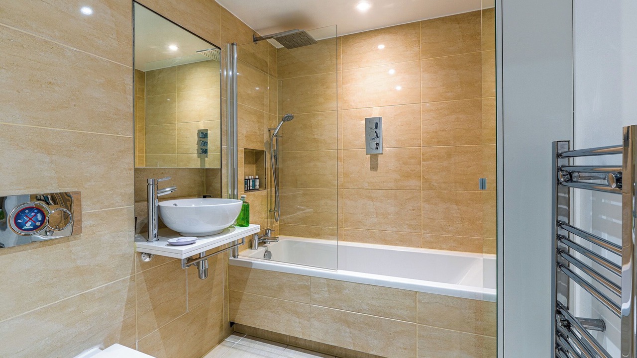 Photo of Bathroom in Fulham Broadway
