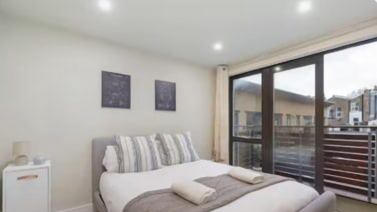 Photo of Bedroom in Brixton Hill