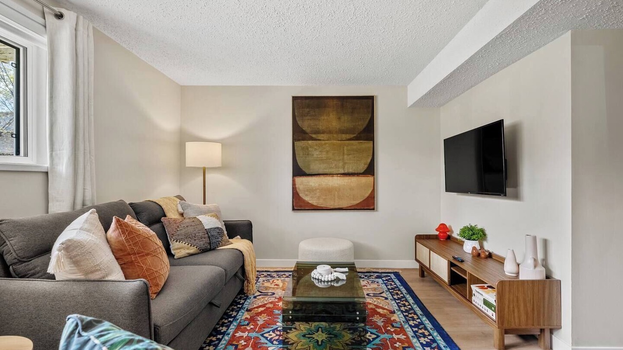 Photo of Livingroom in Inglewood