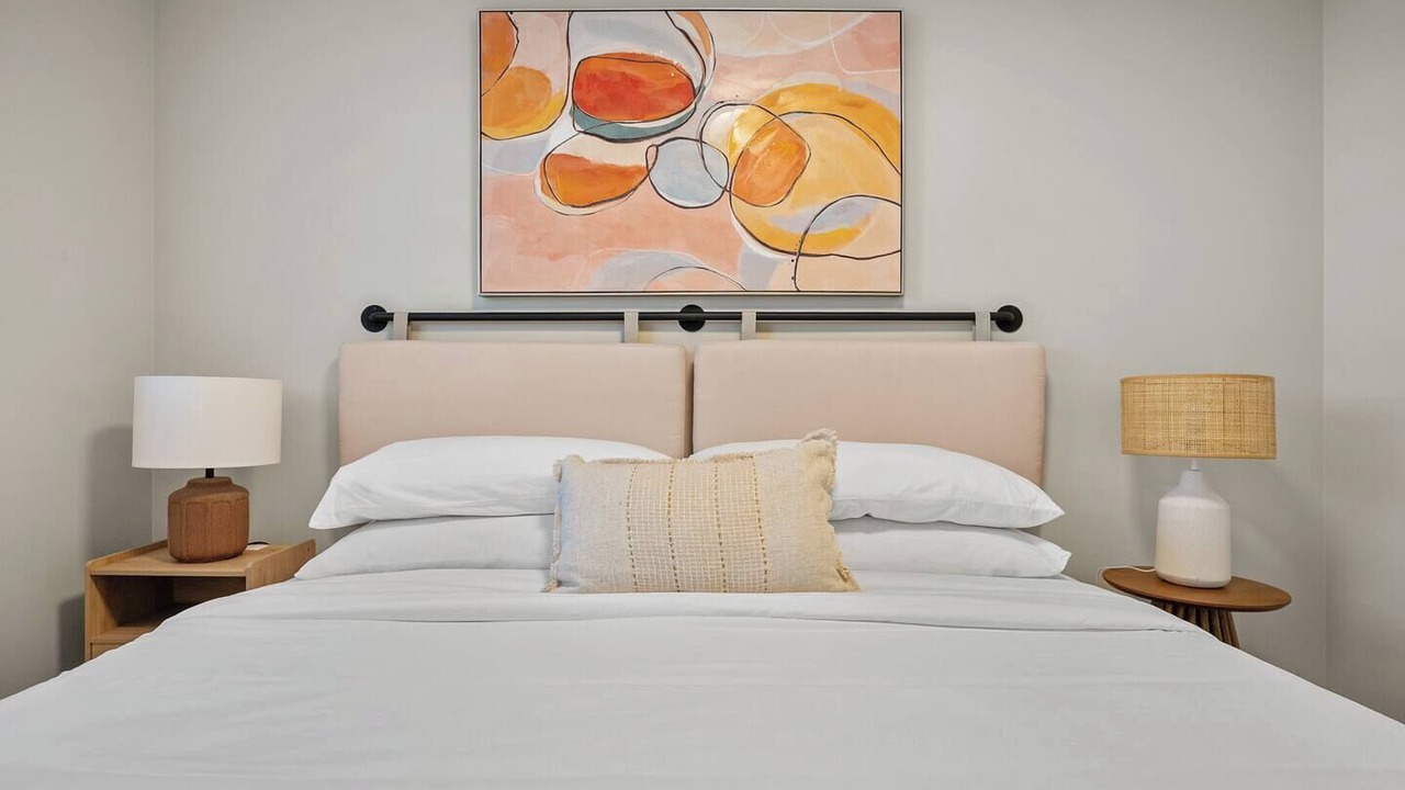 Photo of Bedroom in Inglewood