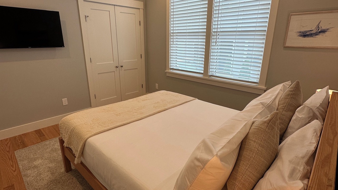 Photo of Others in Off Broadway