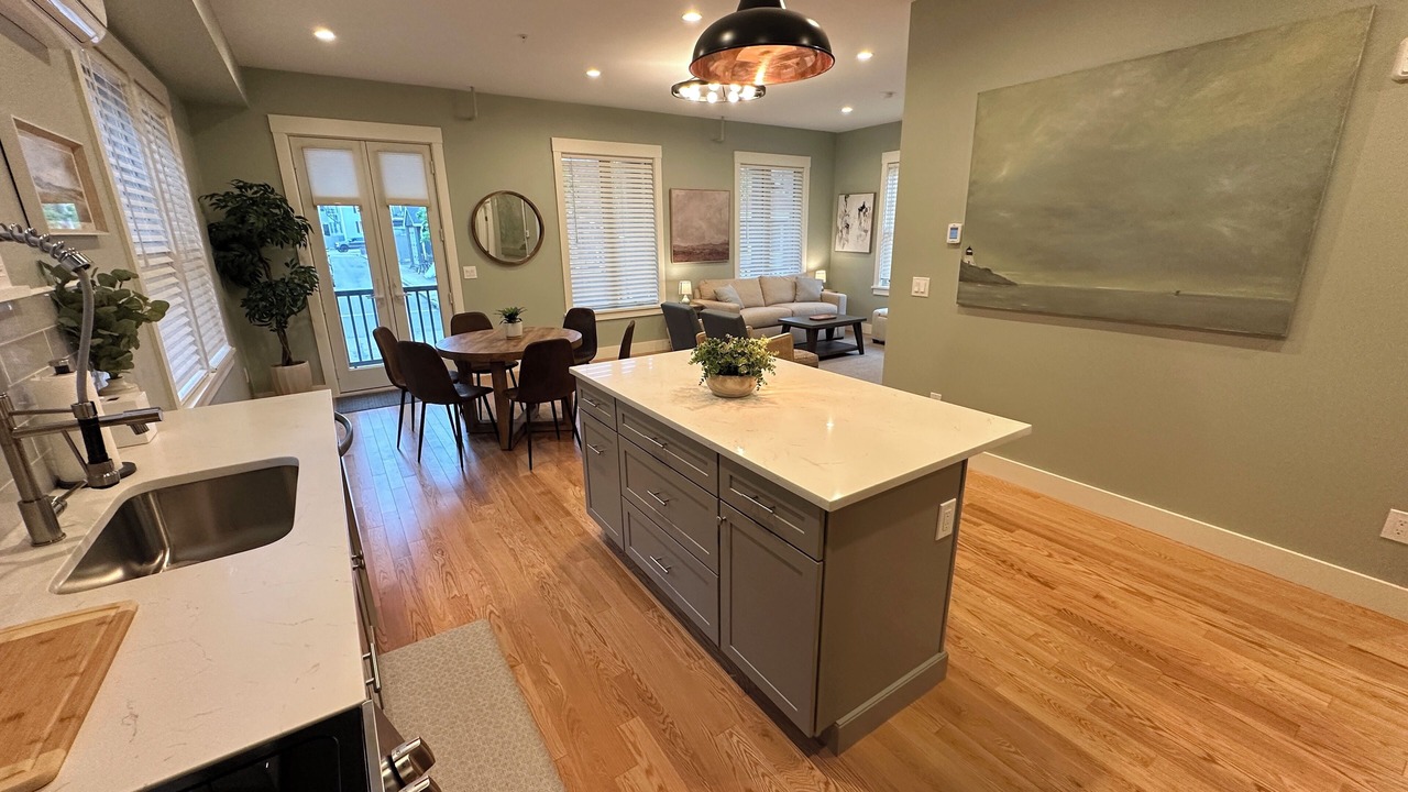 Photo of Others in Off Broadway