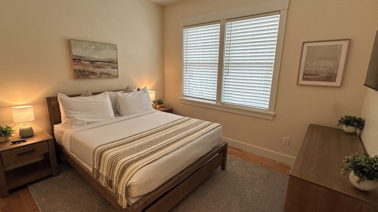 Photo of Others in Off Broadway