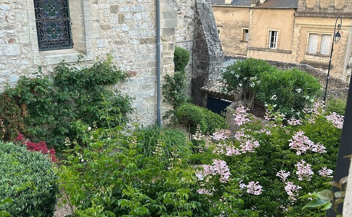 Photo of Outdoor in Saint-Victor-des-Oules