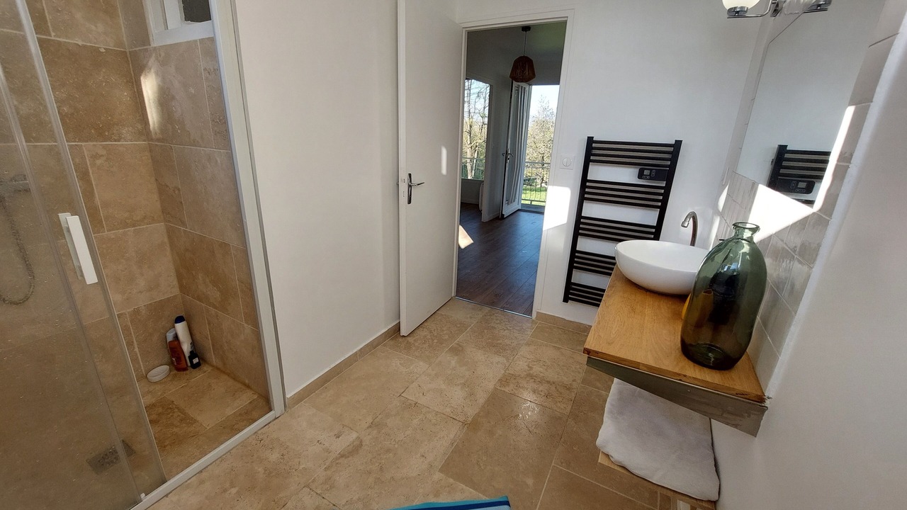 Photo of Bathroom in Beaulieu-sur-Loire