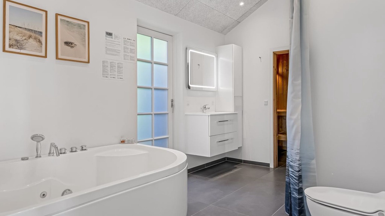Photo of Bathroom in Fynshav
