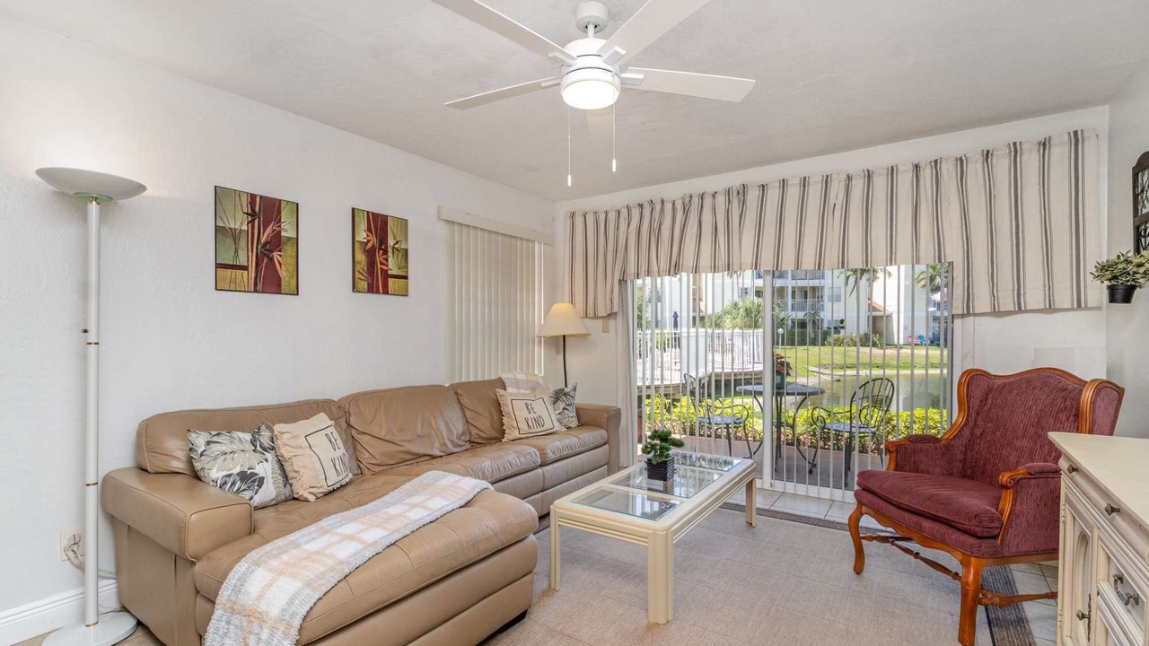 Photo of Livingroom in Ocean Side Village