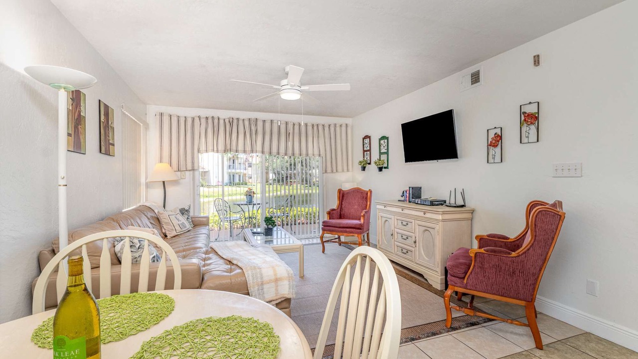 Photo of Bedroom in Ocean Side Village
