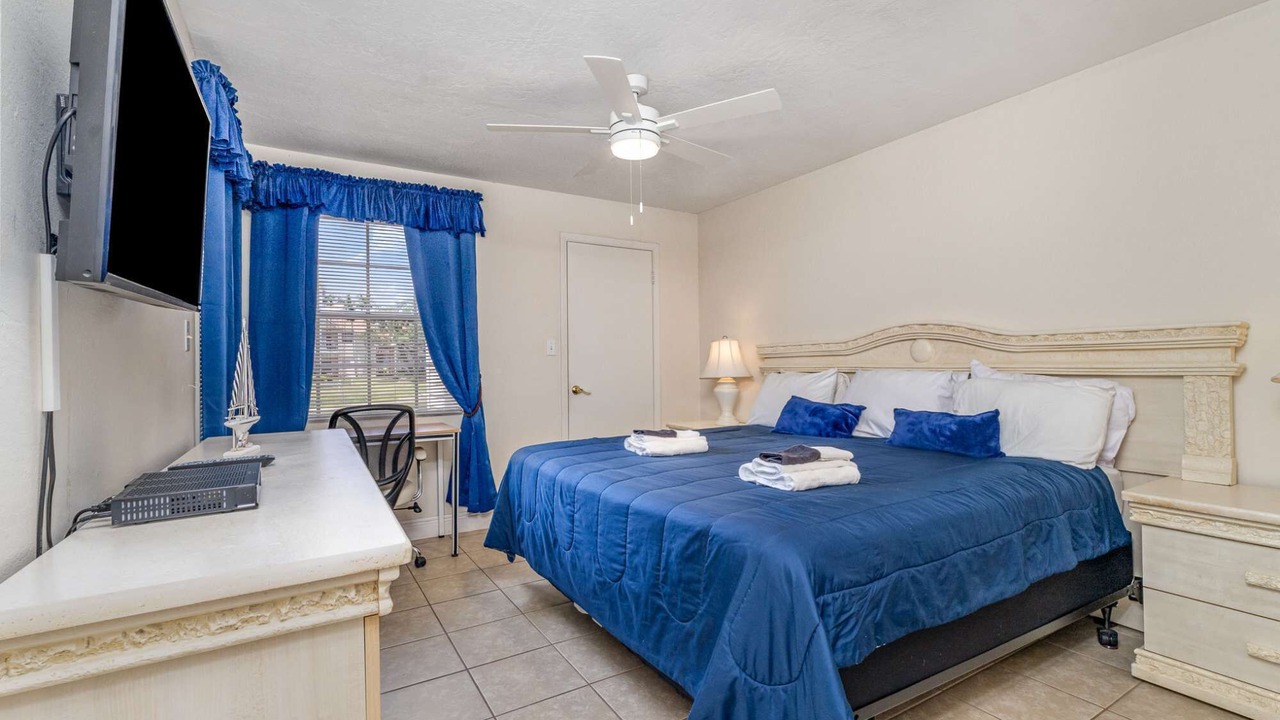 Photo of Bedroom in Ocean Side Village