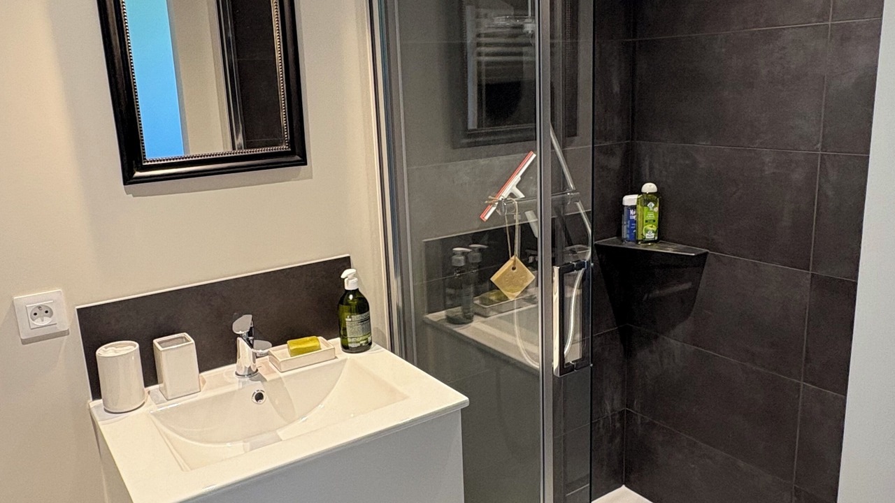 Photo of Bathroom in Matafelon-Granges