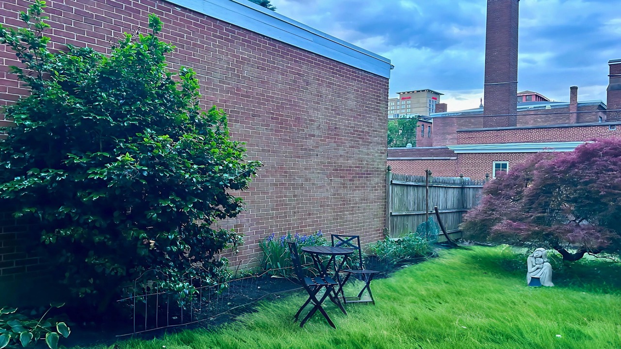 Photo of Outdoor in Lancaster