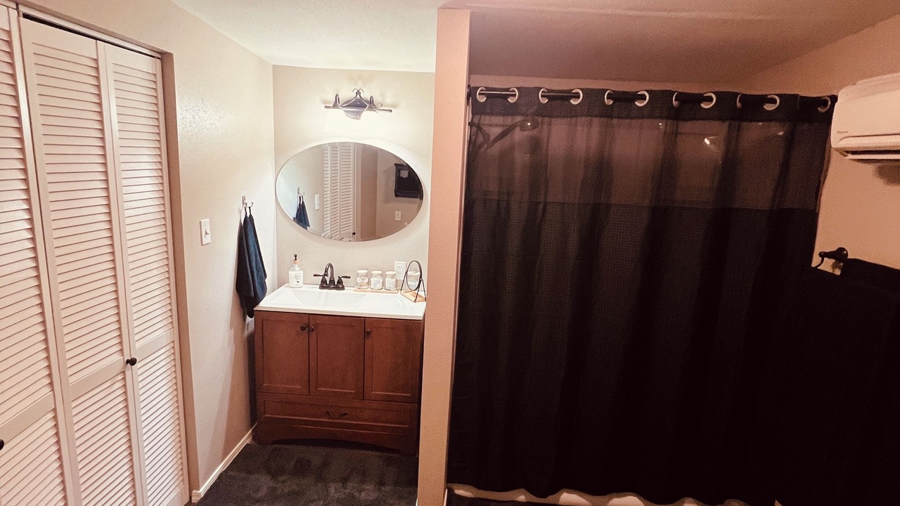 Photo of Bathroom in Negreet
