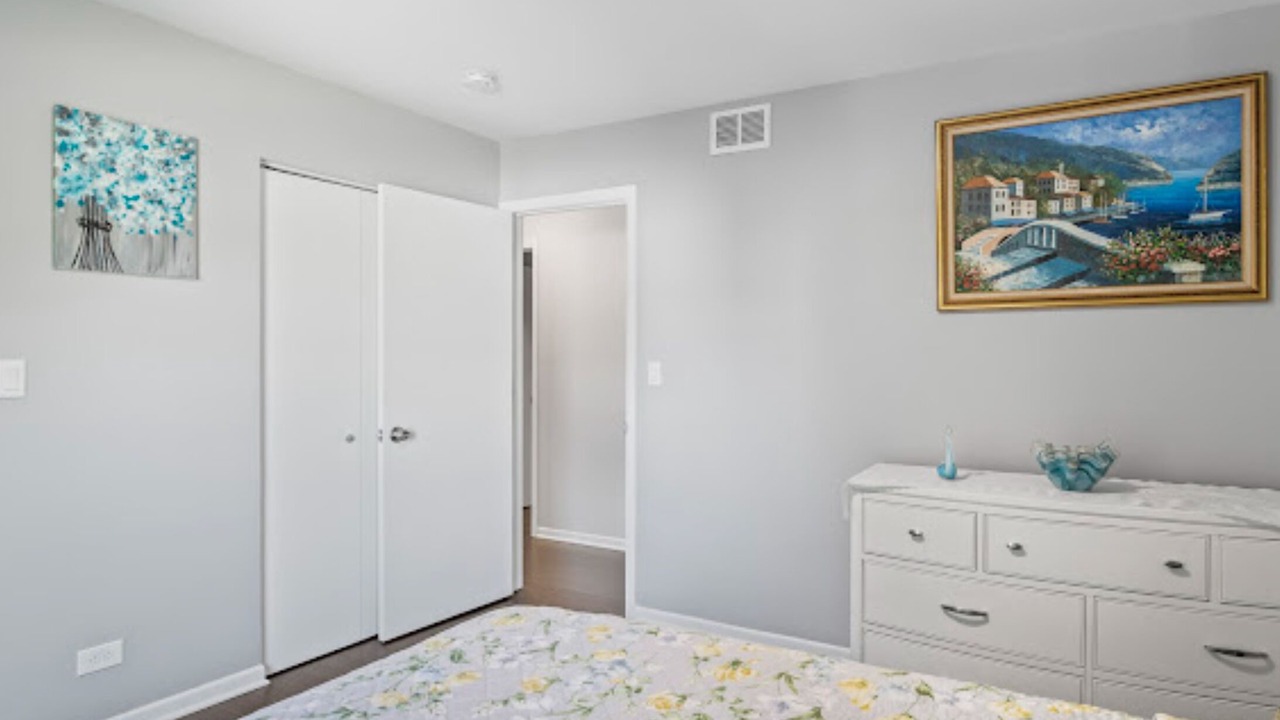 Photo of Bedroom in North Chicago