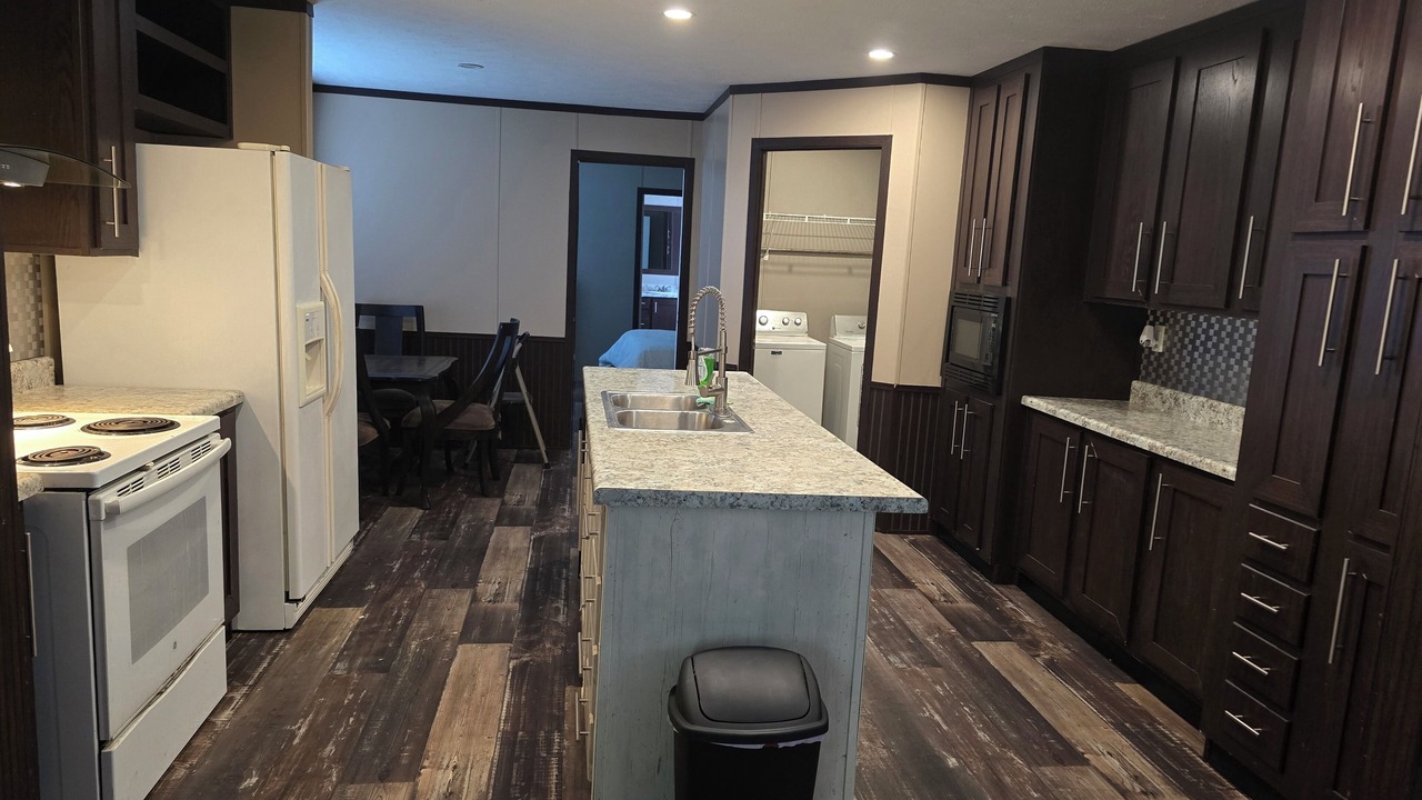 Photo of Kitchen in Cottondale