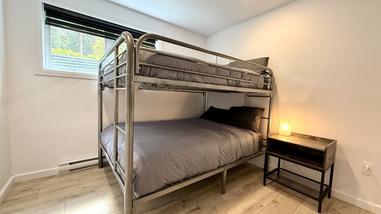 Photo of Bedroom in Saint-Damien-de-Buckland
