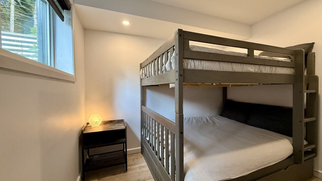 Photo of Bedroom in Saint-Damien-de-Buckland