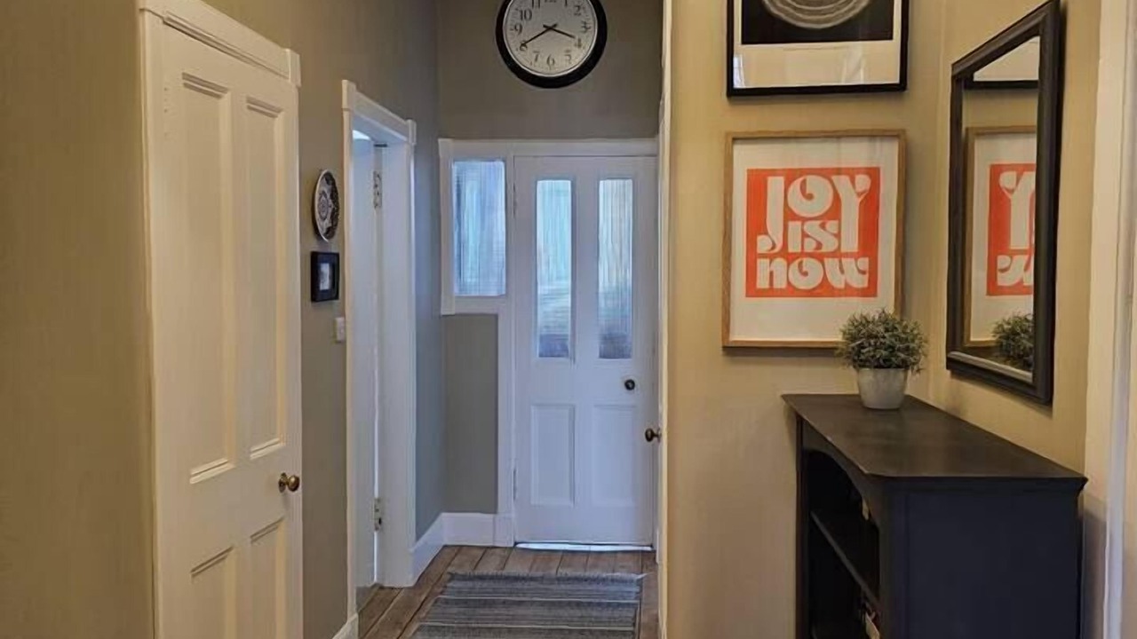 Photo of Others in Stockbridge