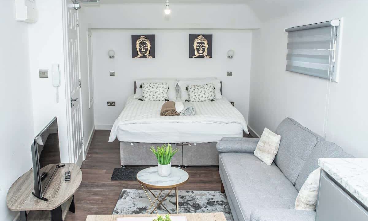 Photo of Livingroom in Aylesbury