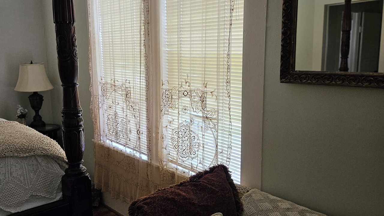 Photo of Bedroom in Coldspring