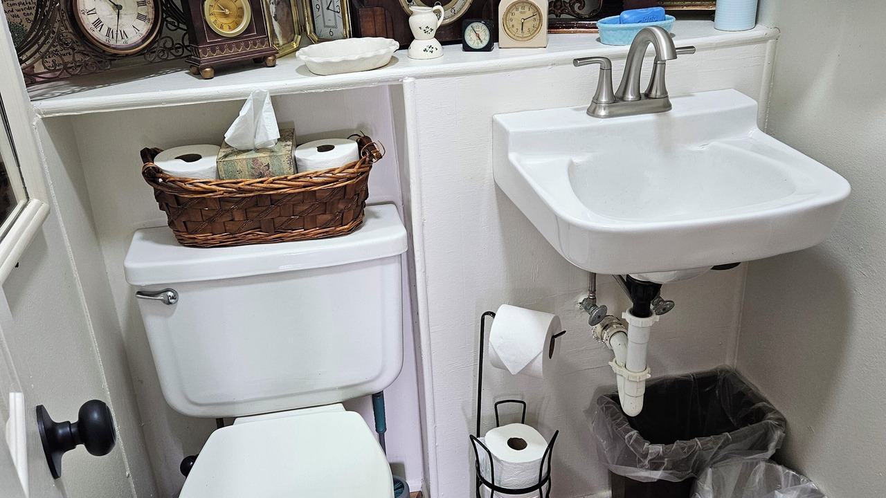 Photo of Bathroom in Coldspring