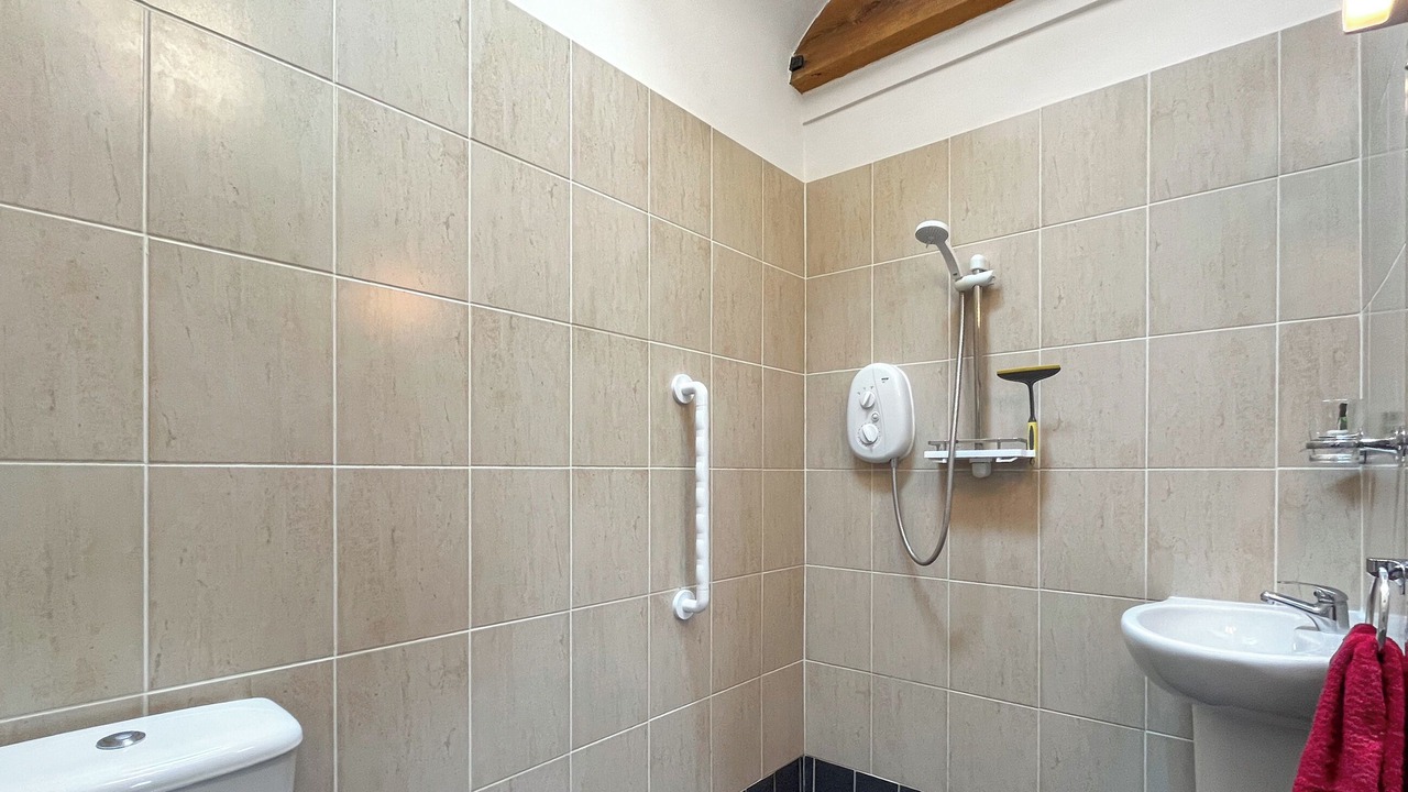 Photo of Bathroom in Horncastle
