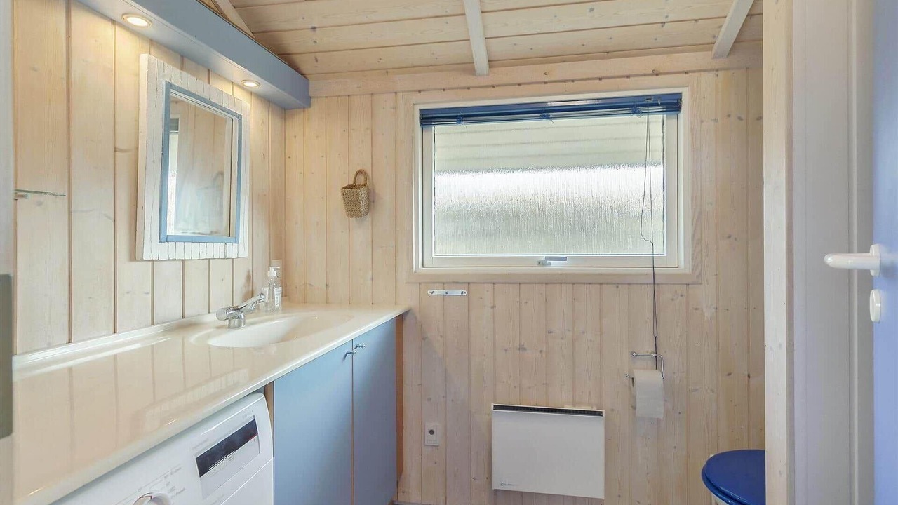 Photo of Bathroom in Karrebksminde