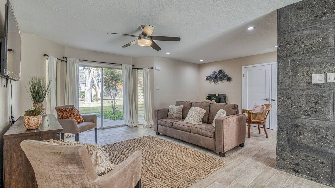 Photo of Livingroom in El Paso